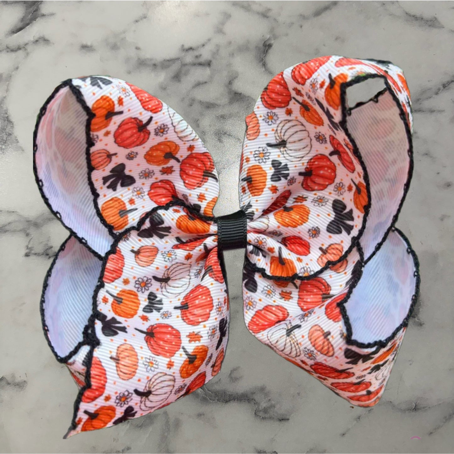 5” moonstitch ribbon bows